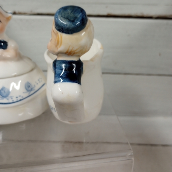 Vintage Enesco Mini Dutch Boy & Girl Creamer & Sugar Bowl E-5817. - Picture 4 of 11